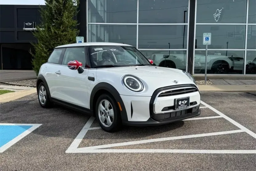 2024 Mini Cooper 2 Door Hardtop photo 1