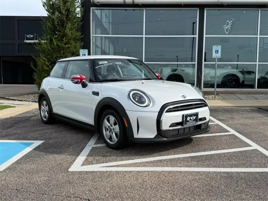 2024 Mini Cooper 2 Door Hardtop photo 1