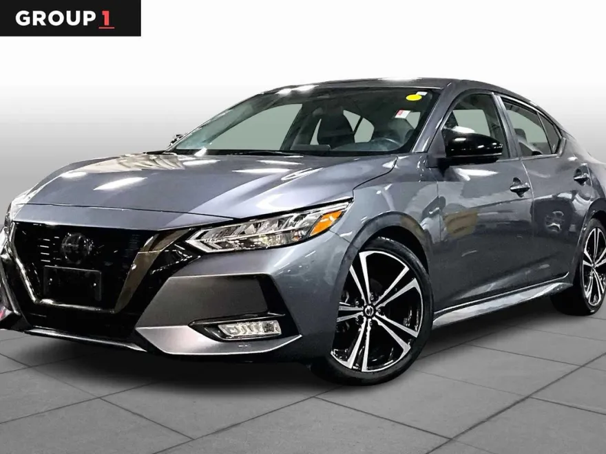 2020 Nissan Sentra SR photo 1
