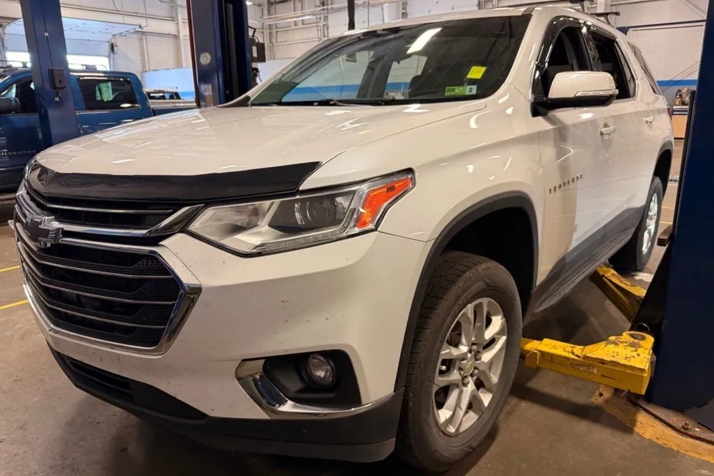 2020 Chevrolet Traverse Cloth 1LT photo 1