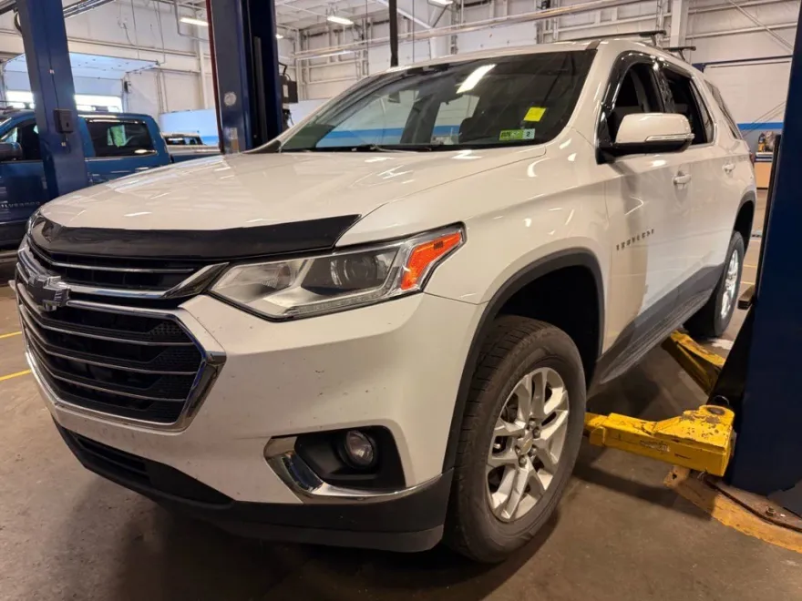 2020 Chevrolet Traverse Cloth 1LT photo 1