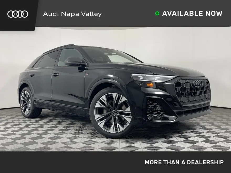 2025 Audi Q8 Prestige 55 photo 1