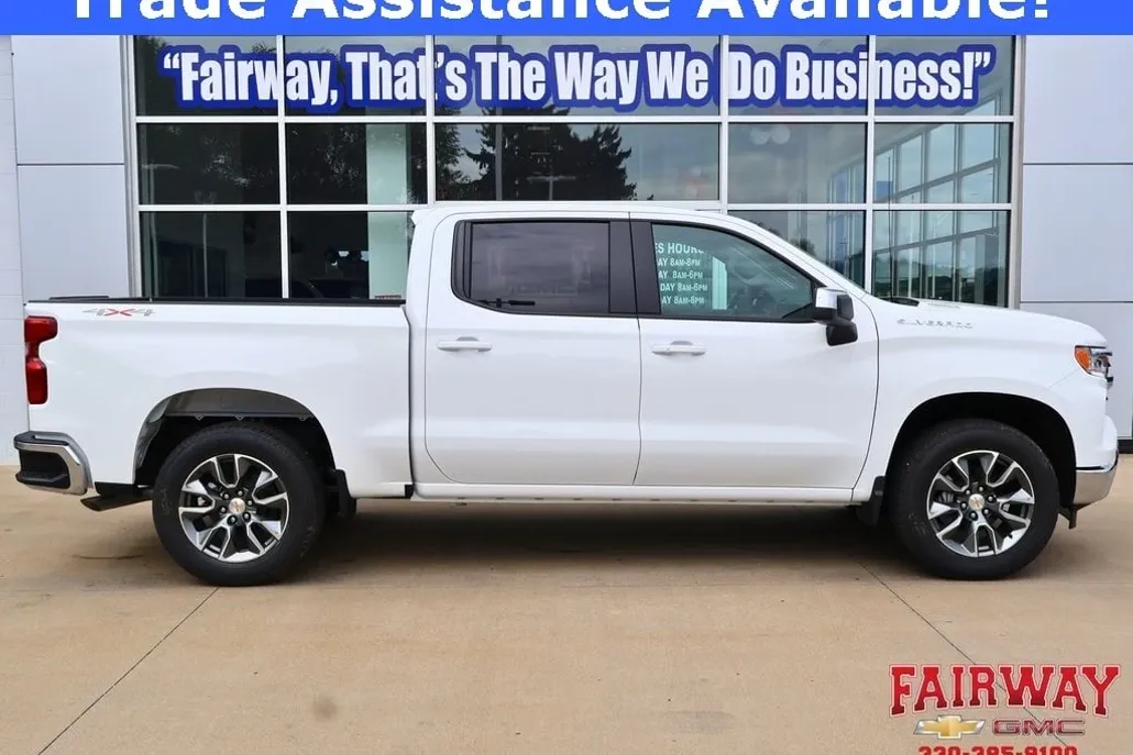 2026 Chevrolet Silverado 1500 LT photo 1