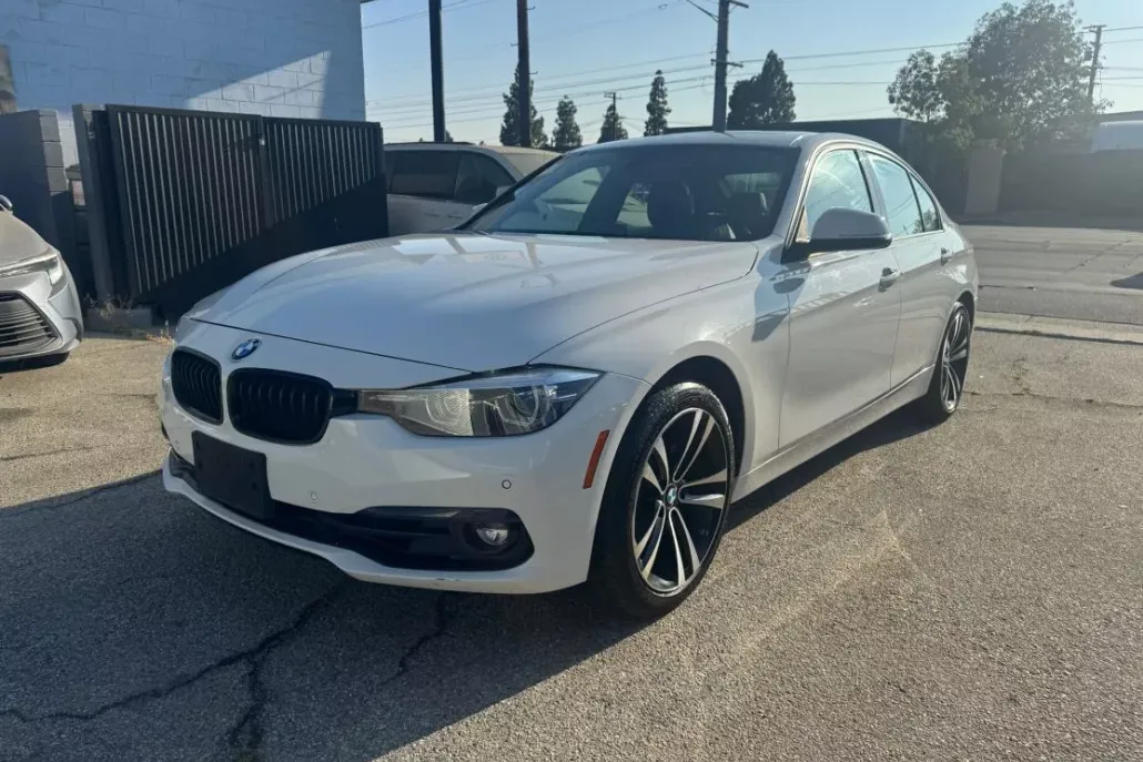 2018 Bmw 330i Sedan photo 1