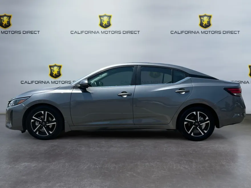2024 Nissan Sentra SV photo 1