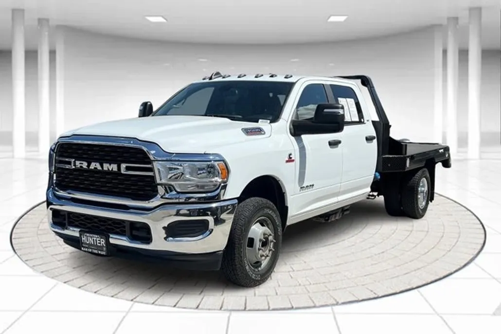 2024 Ram 3500 Tradesman photo 1