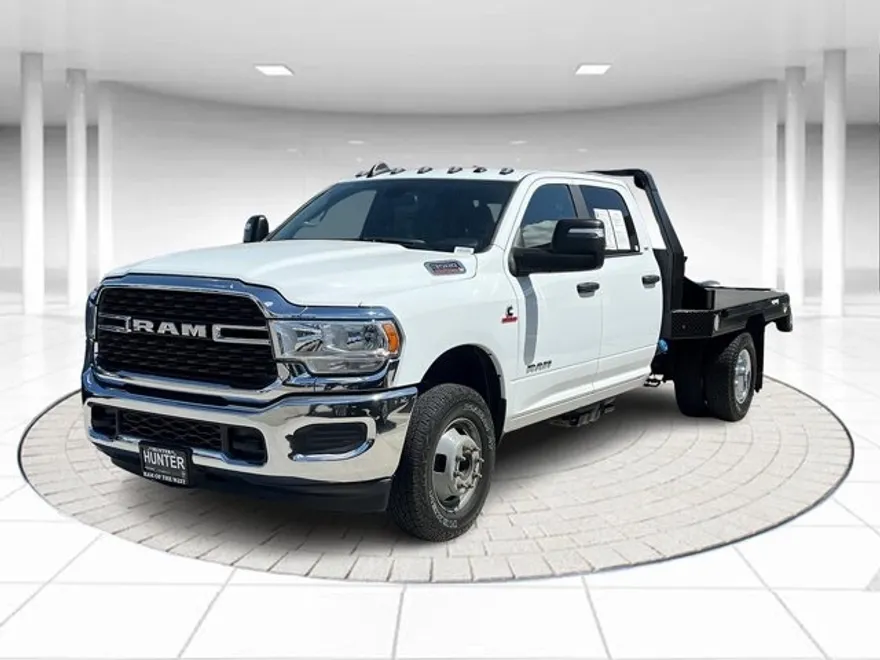 2024 Ram 3500 Tradesman photo 1