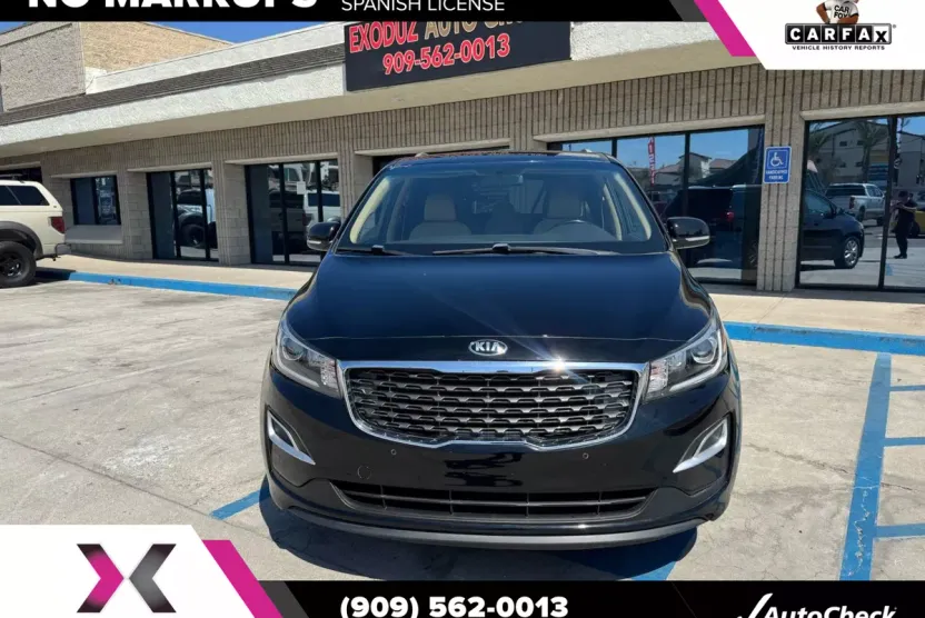 2019 Kia Sedona LX EX photo 1