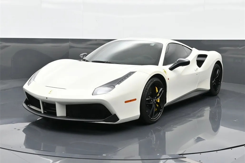 2016 Ferrari 488 GTB photo 1