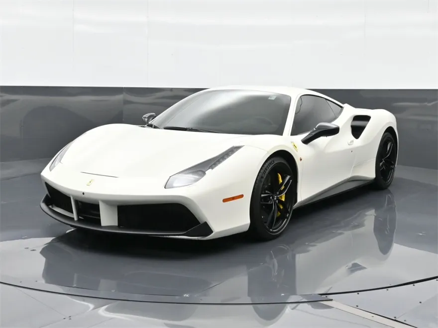 2016 Ferrari 488 GTB photo 1