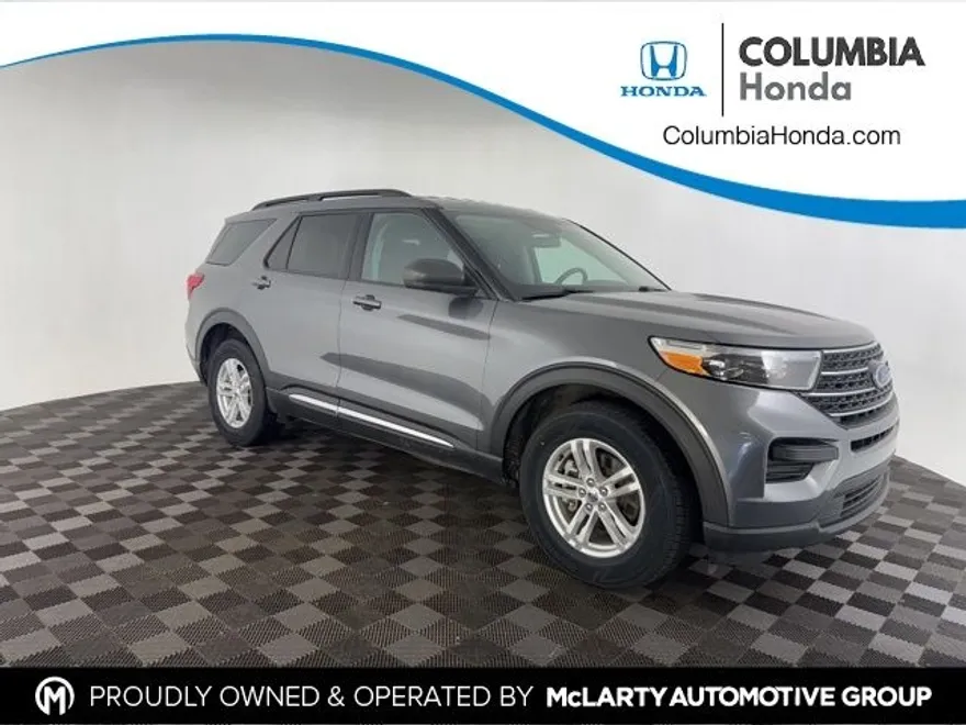 2022 Ford Explorer XLT photo 1