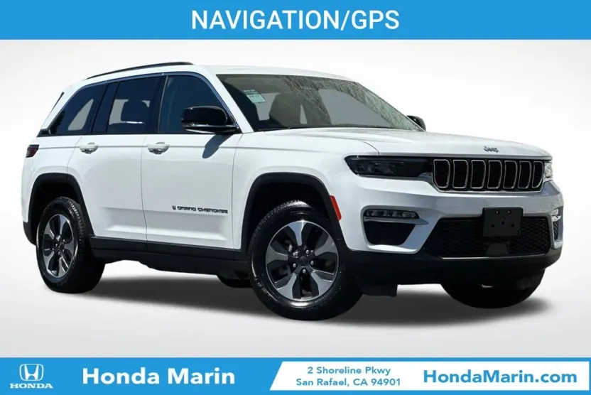 2023 Jeep Cherokee 4xe photo 1