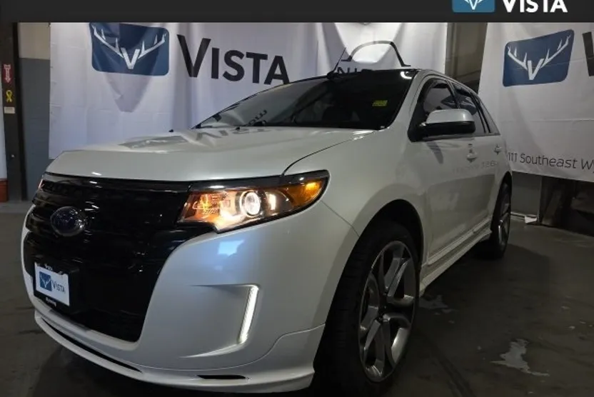 2013 Ford Edge Sport photo 1