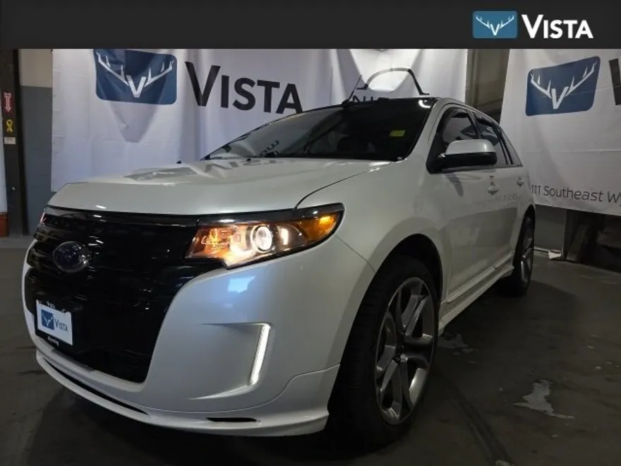 2013 Ford Edge Sport photo 1