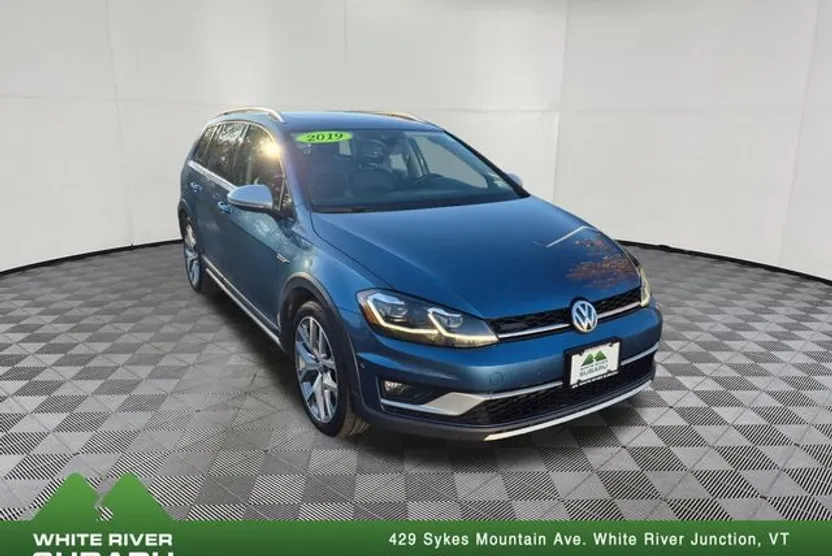 2019 Volkswagen Golf Alltrack 4Motion SEL photo 1