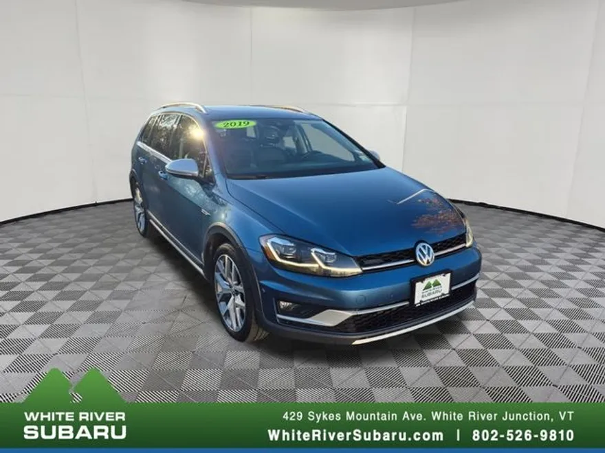2019 Volkswagen Golf Alltrack 4Motion SEL photo 1