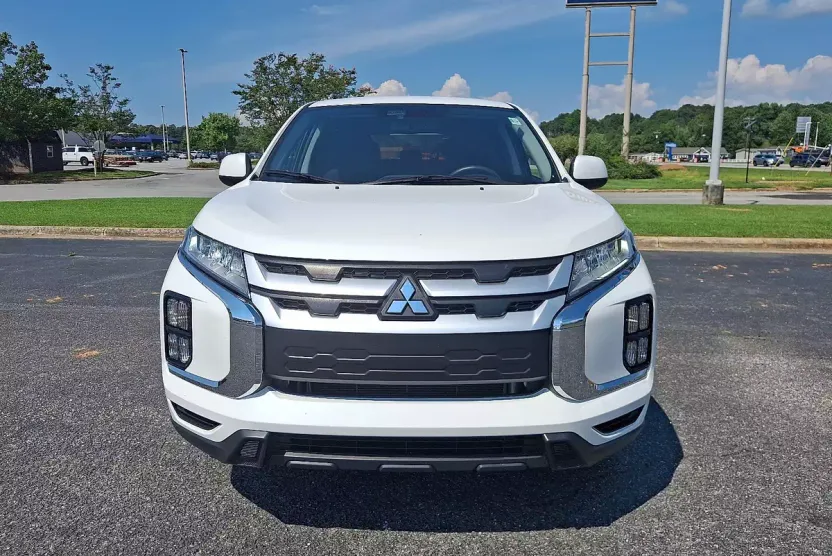 2021 Mitsubishi Outlander Sport ES photo 1