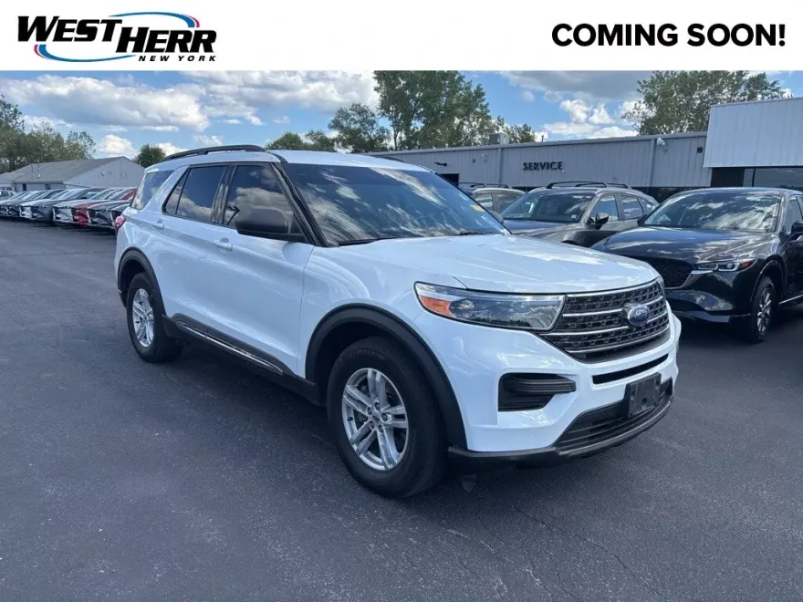 2020 Ford Explorer XLT photo 1