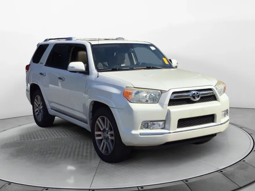 2013 Toyota 4Runner Limited photo 1