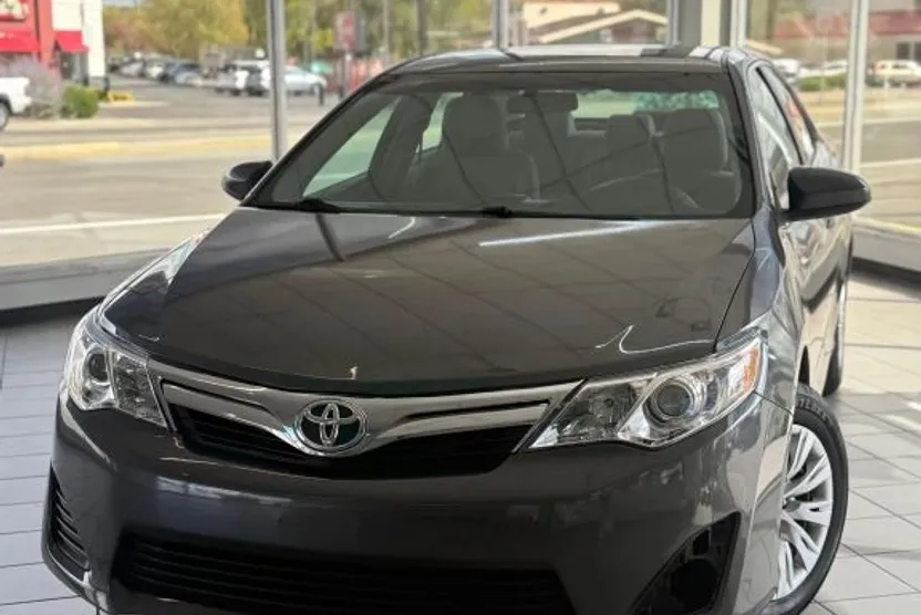 2013 Toyota Camry L photo 1