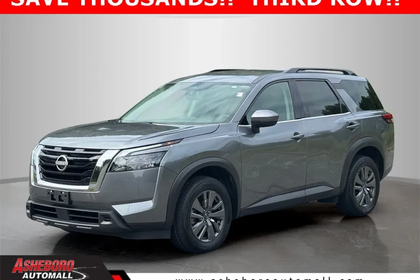 2025 Nissan Pathfinder SV photo 1