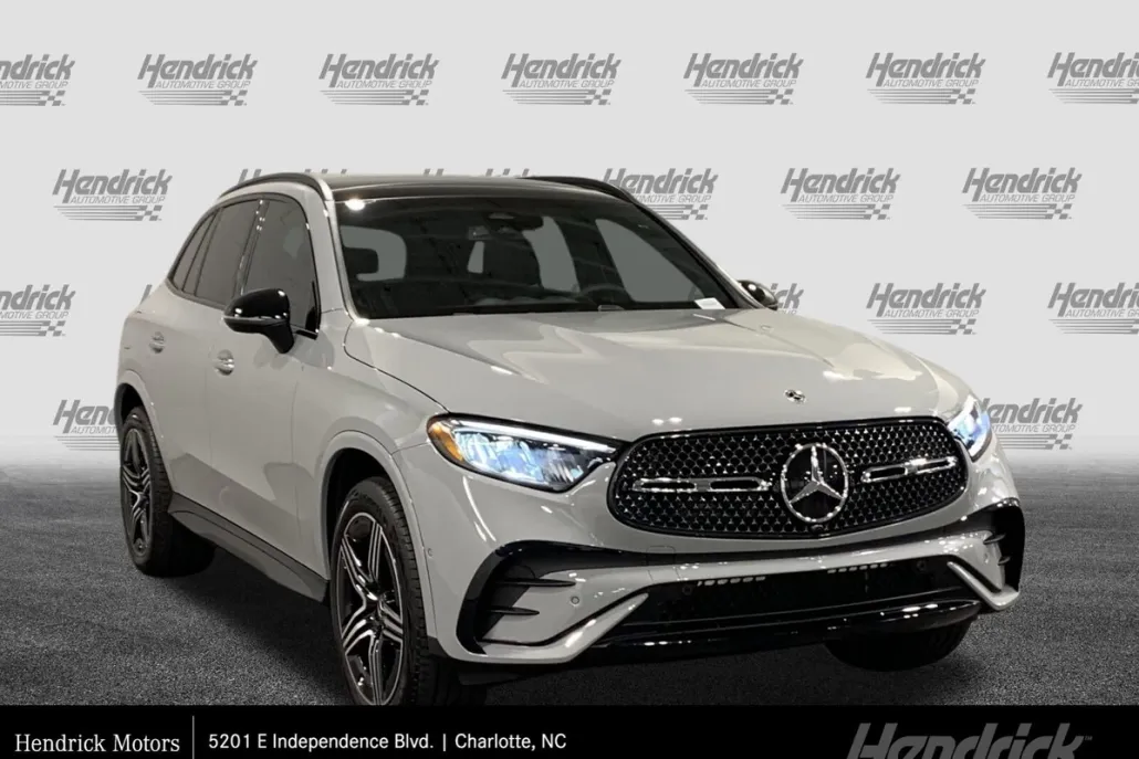 2026 Mercedes Benz GLC 300 photo 1