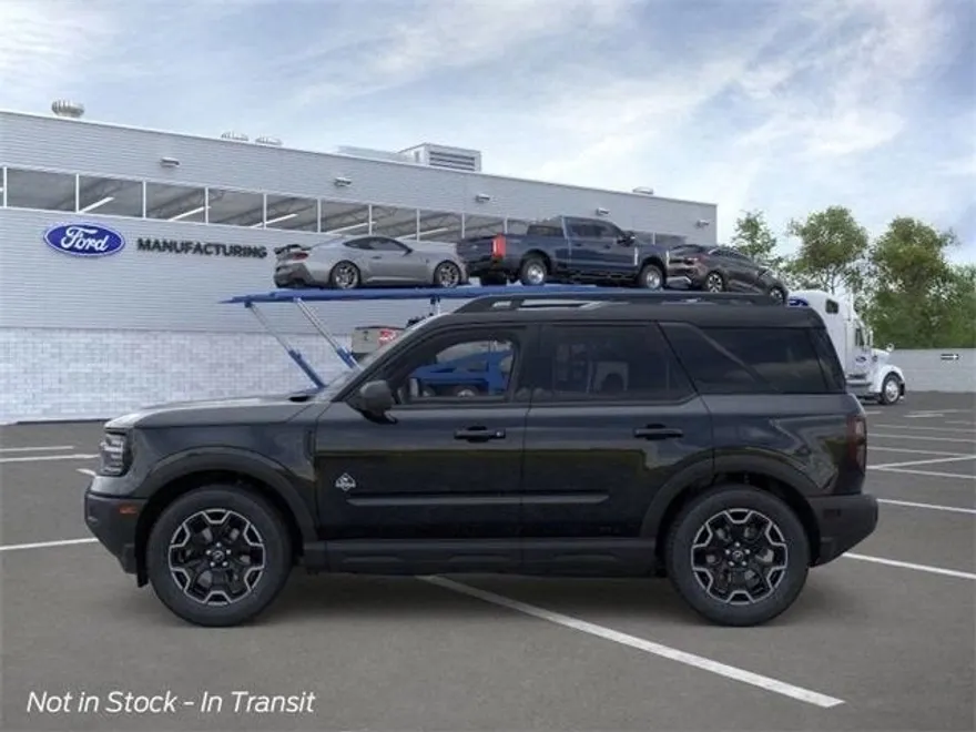 2025 Ford Bronco Sport Outer Banks photo 1