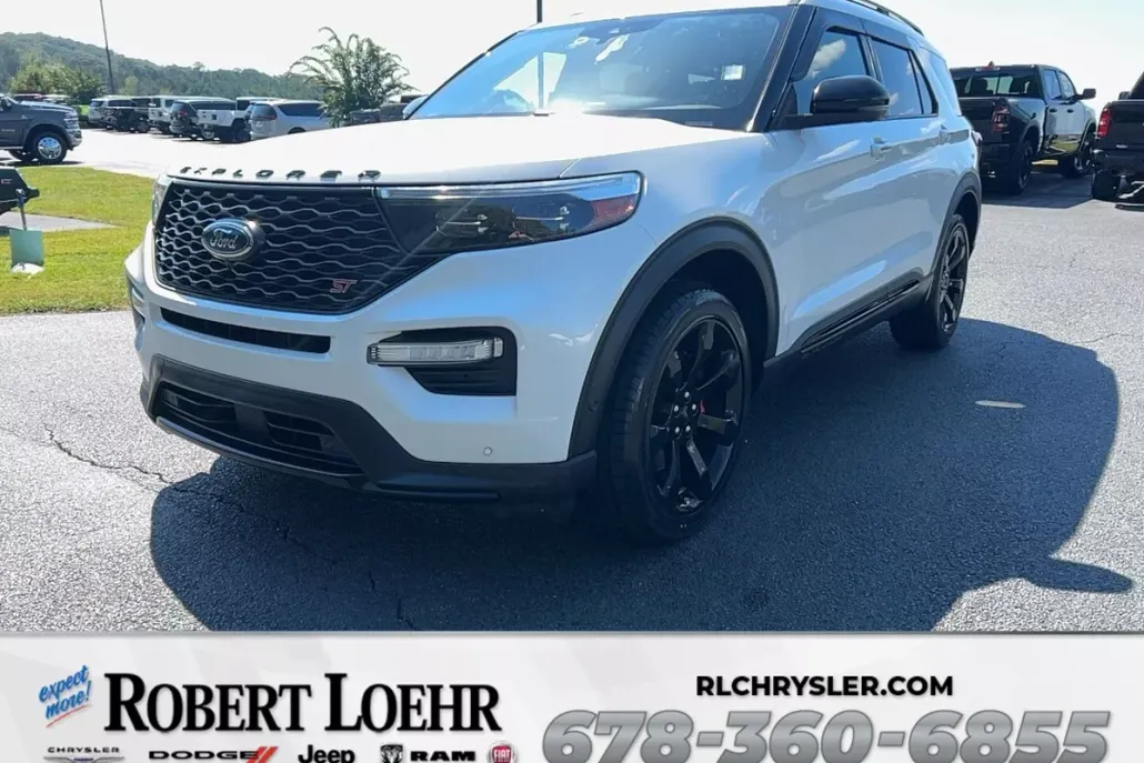 2020 Ford Explorer ST photo 1