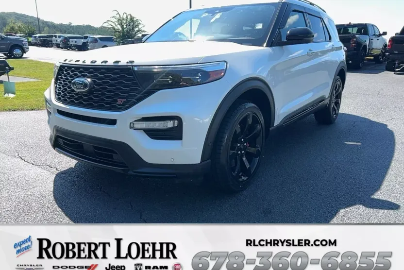2020 Ford Explorer ST photo 1