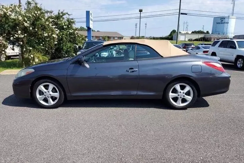 2007 Toyota Camry Solara SE photo 1