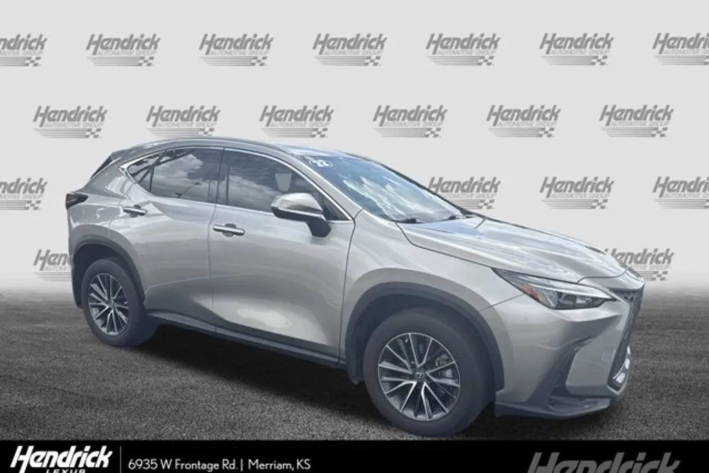 2022 Lexus NX 350 Premium photo 1