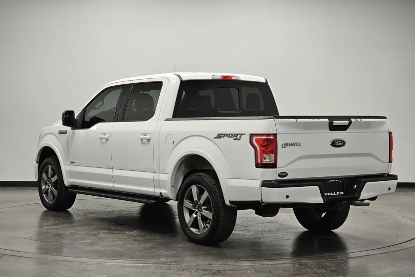 2016 Ford F-150 XLT photo 1