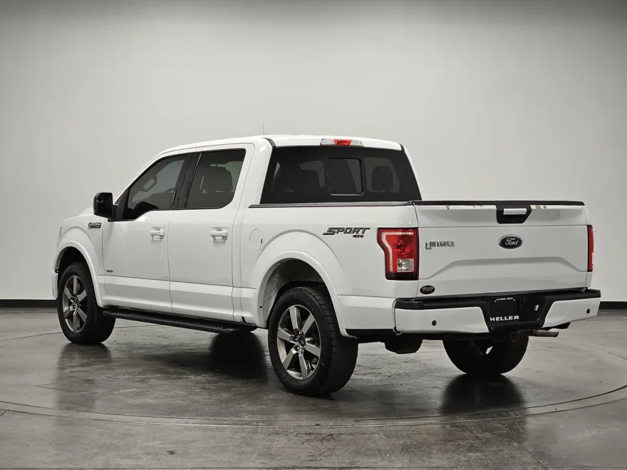 2016 Ford F-150 XLT photo 1