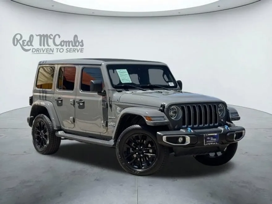 2022 Jeep Wrangler 4xe Unlimited Sahara photo 1