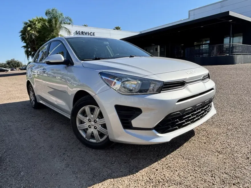 2022 Kia Rio LX photo 1