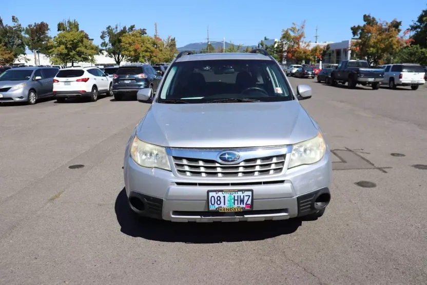 2011 Subaru Forester 2.5X Premium photo 1