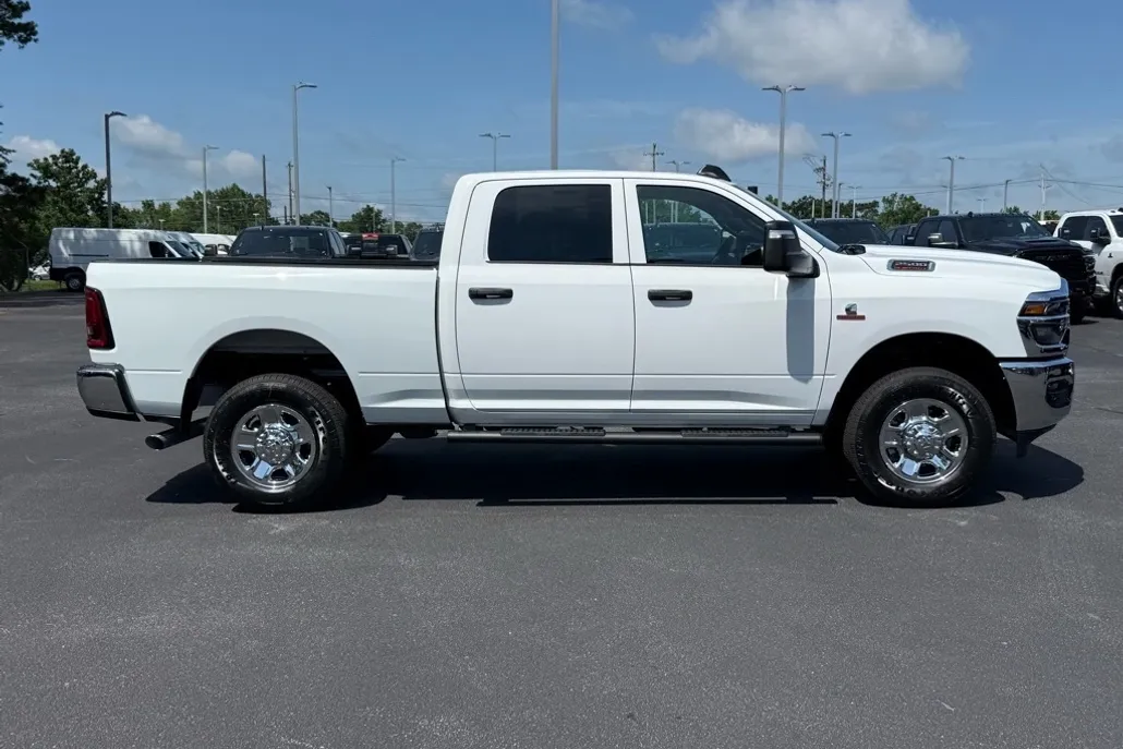 2025 Ram 2500 Tradesman photo 1