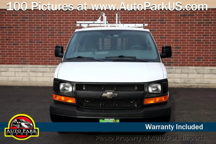 2017 Chevrolet Express Cargo Van 2500 photo 1