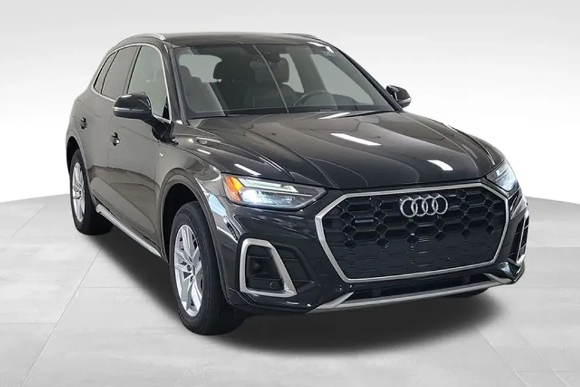 2023 Audi Q5 45 S line Premium photo 1