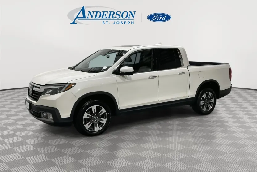 2019 Honda Ridgeline RTL-E photo 1