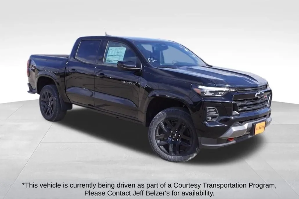 2025 Chevrolet Colorado Z71 photo 1