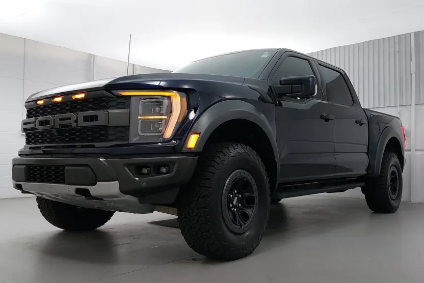 2023 Ford F-150 Raptor photo 1