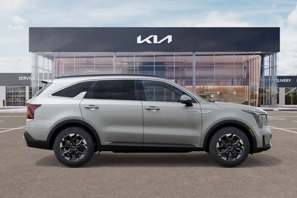 2026 Kia Sorento S photo 1