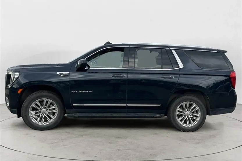 2024 Gmc Yukon SLT photo 1