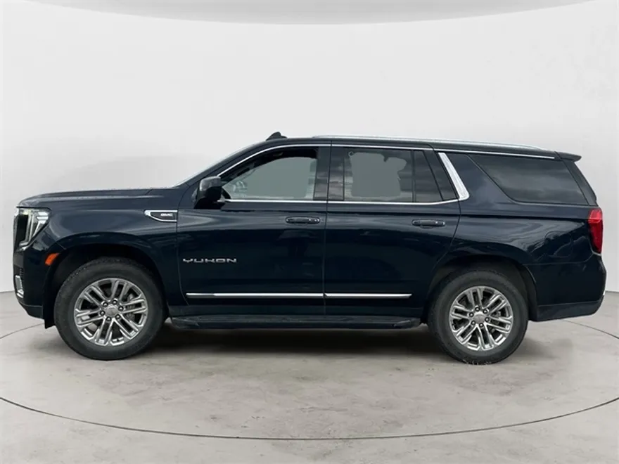 2024 Gmc Yukon SLT photo 1