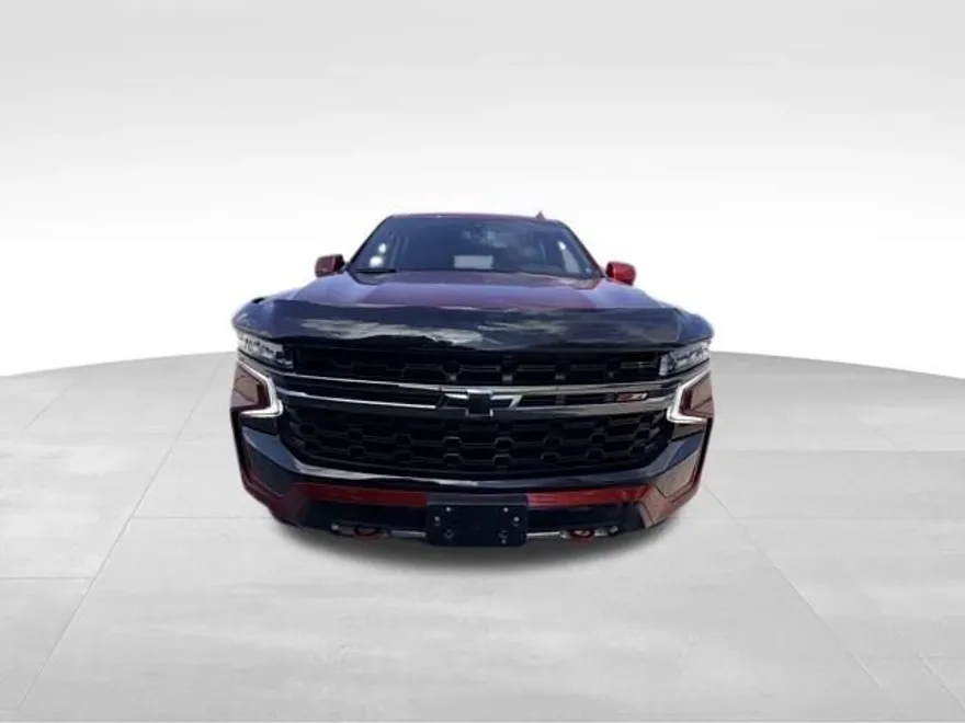 2022 Chevrolet Suburban Z71 photo 1