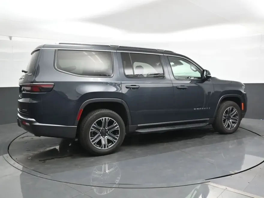 2022 Jeep Wagoneer Series III photo 1