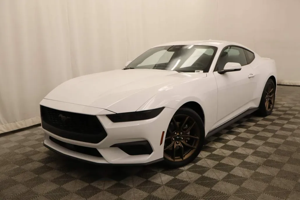 2025 Ford Mustang EcoBoost Premium photo 1