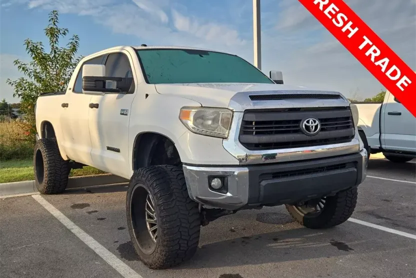 2015 Toyota Tundra SR5 Grade photo 1