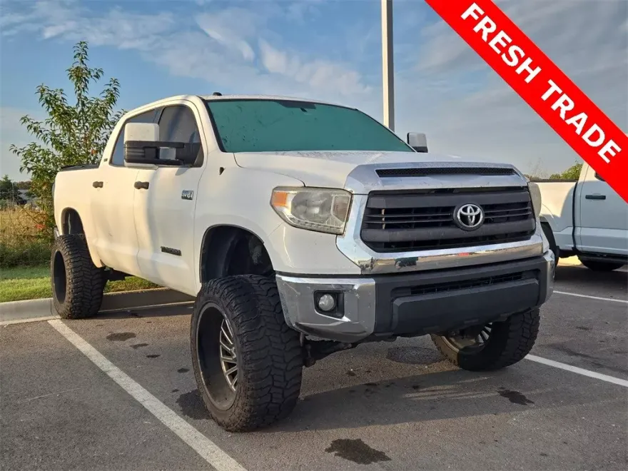 2015 Toyota Tundra SR5 Grade photo 1